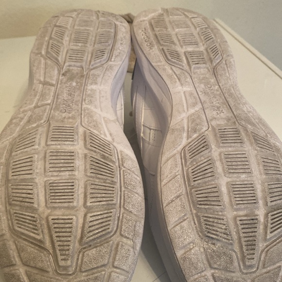 Reebok DMX Max Woman shoes smoke free and pet free home in excellent condition - Picture 3 of 4